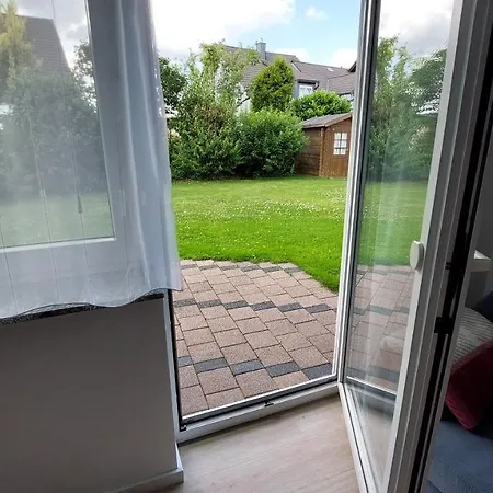 47 Qm Mit Terrasse Und Gartennutzung Daire